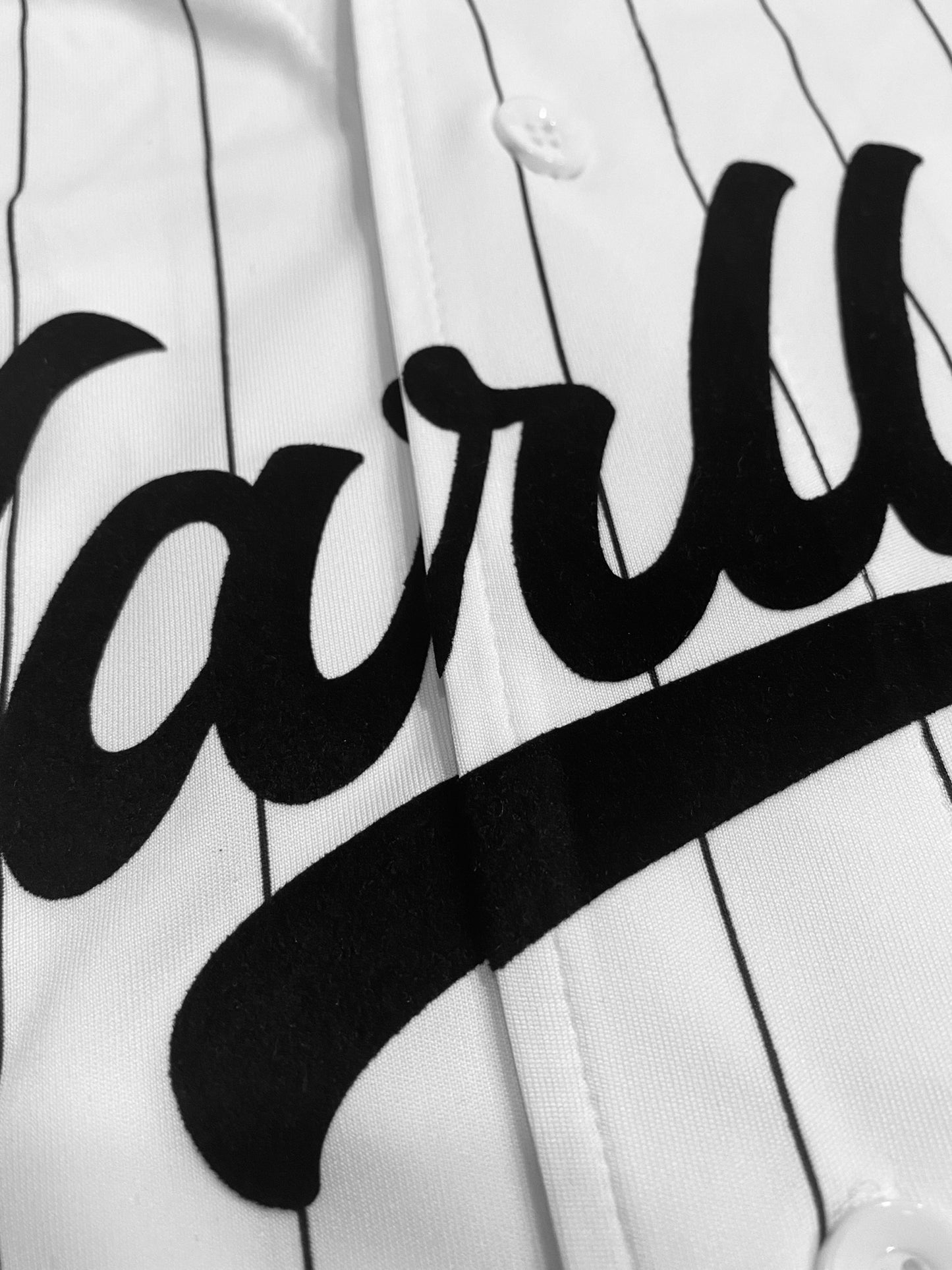 Narlly '86 Pinstripe Baseball Jersey: Celebrate D Roy's Legacy in True Baller Style!