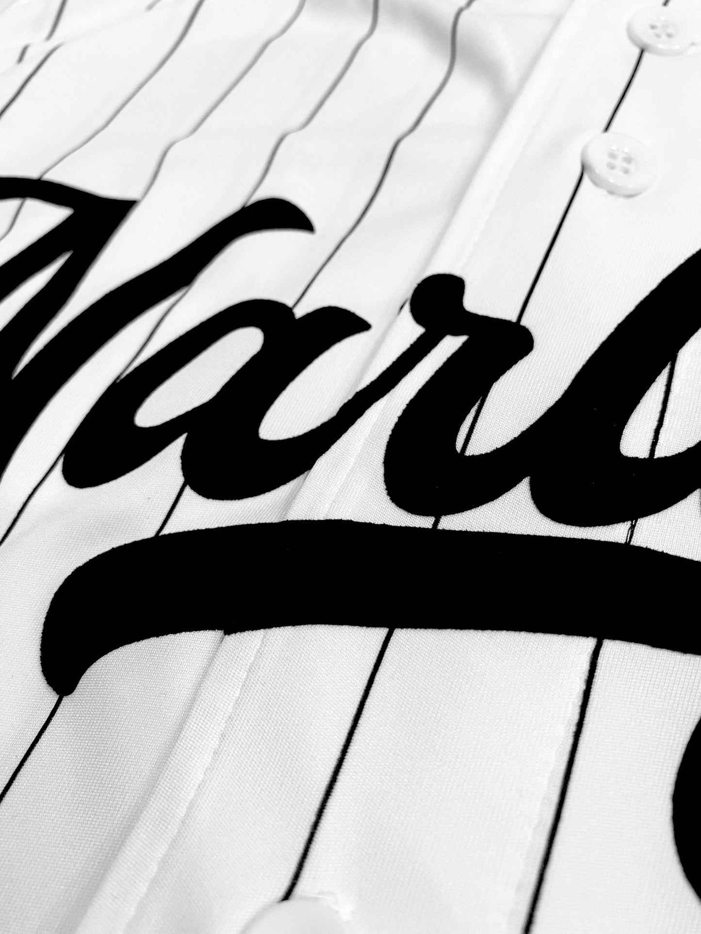 Narlly '86 Pinstripe Baseball Jersey: Celebrate D Roy's Legacy in True Baller Style!