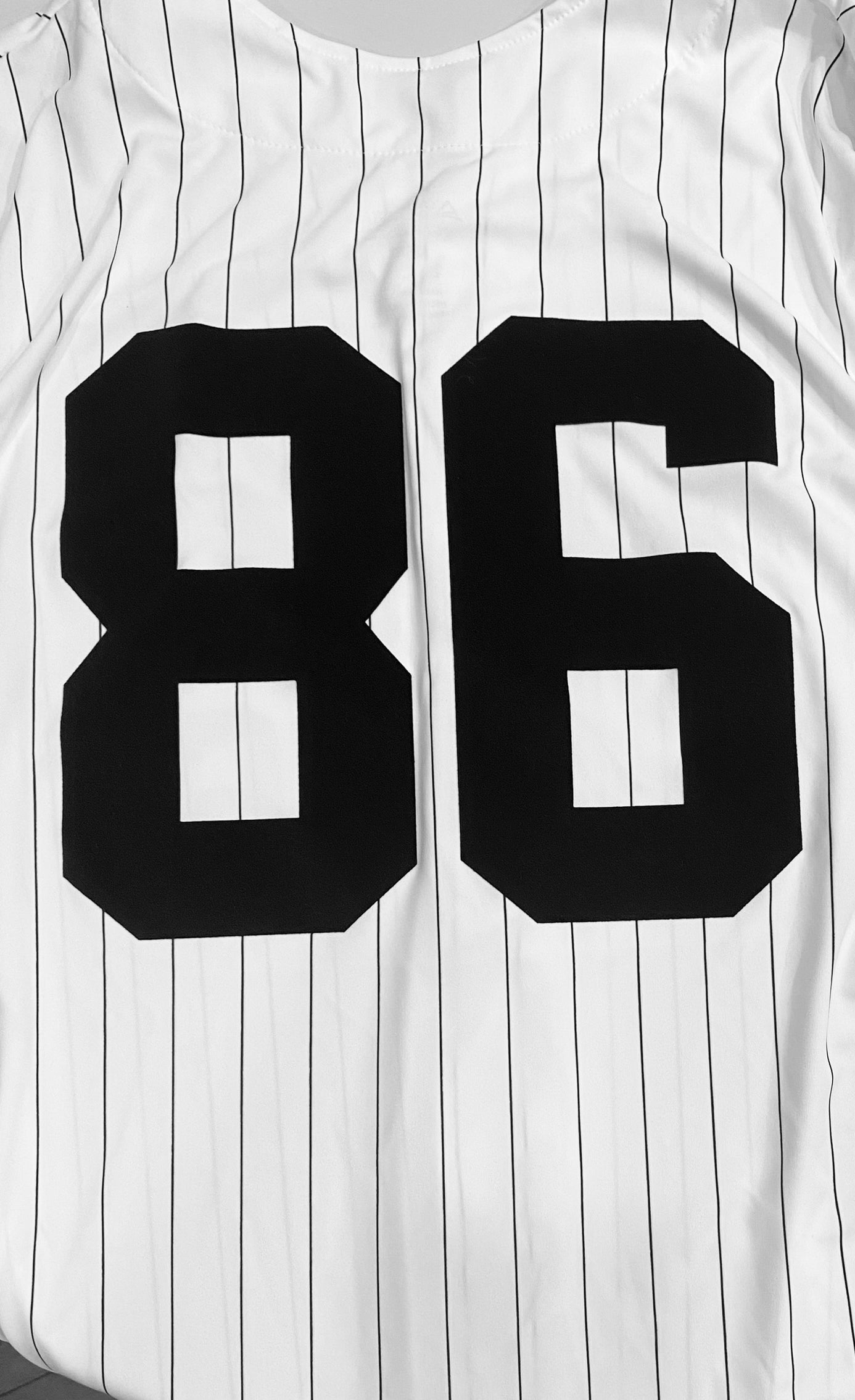 Narlly '86 Pinstripe Baseball Jersey: Celebrate D Roy's Legacy in True Baller Style!
